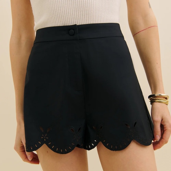 Reformation Pants - Reformation Valentine Short
